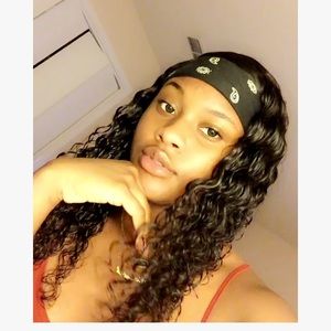 Meet your Posher, Alexandria